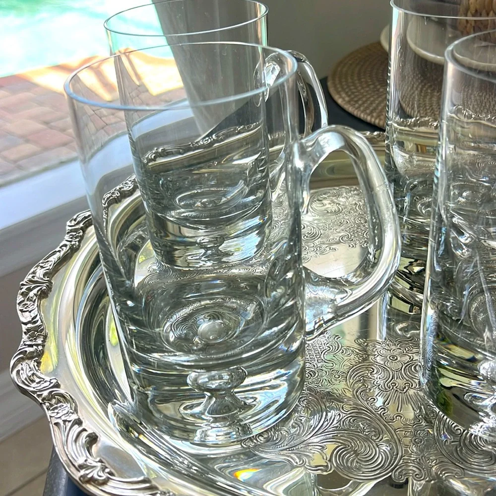 Set of 4 NEW Crate & Barrel direction handblown glass 22 oz beer mugs